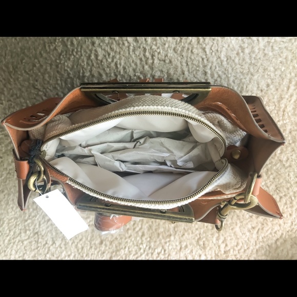 A New Day Cutout Purse - Picture 3 of 3